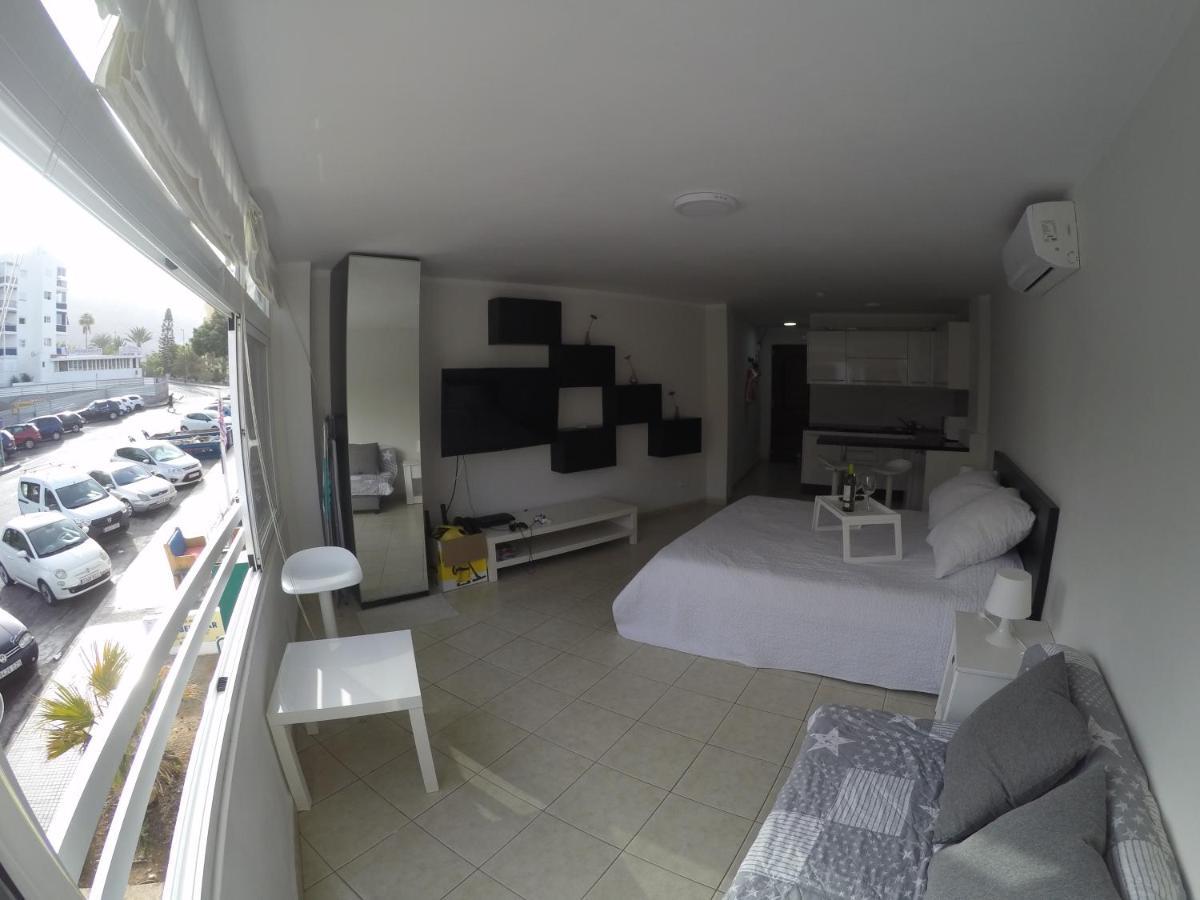 Studio Los Cristianos Beach Екстериор снимка