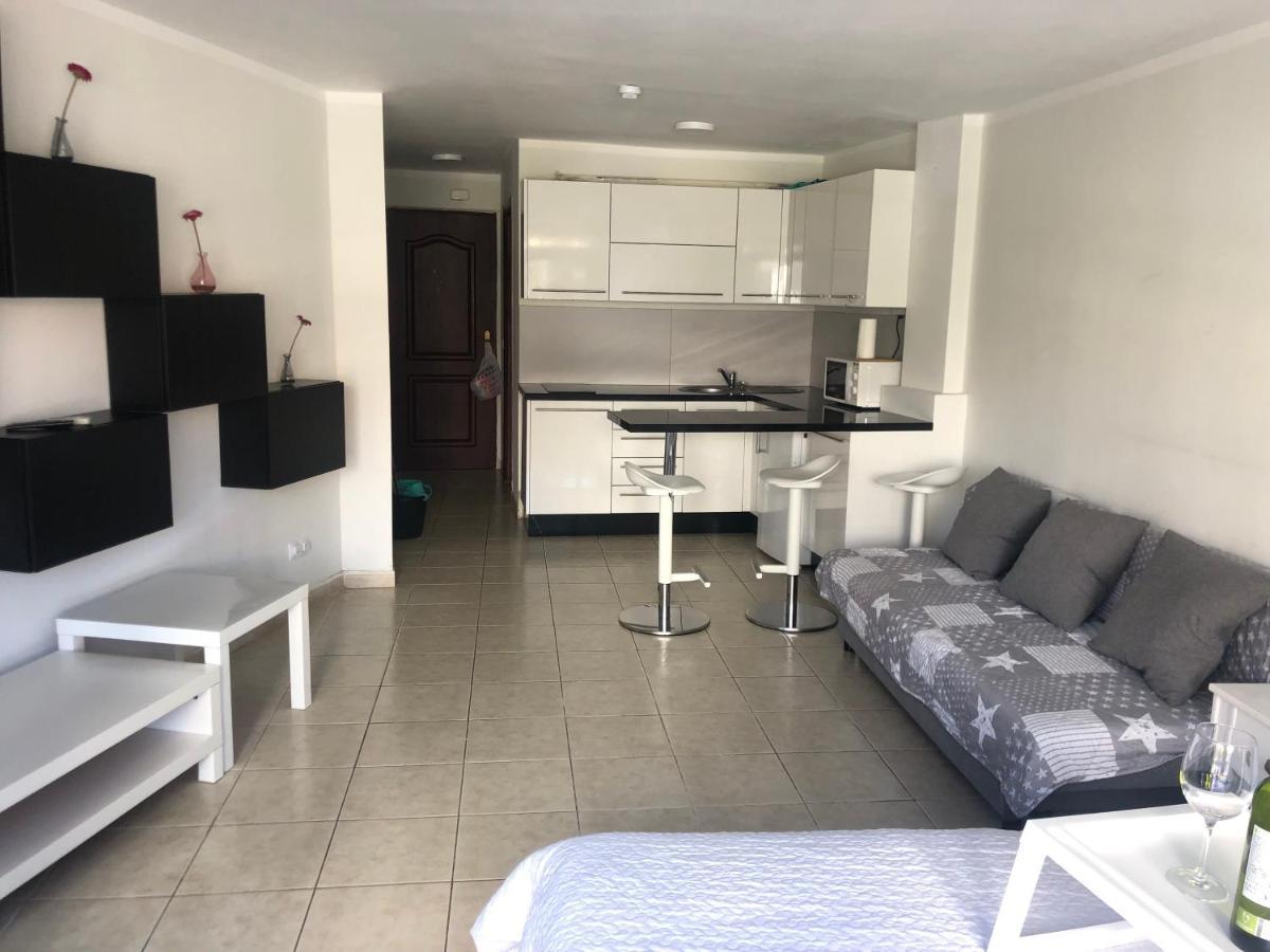 Studio Los Cristianos Beach Екстериор снимка