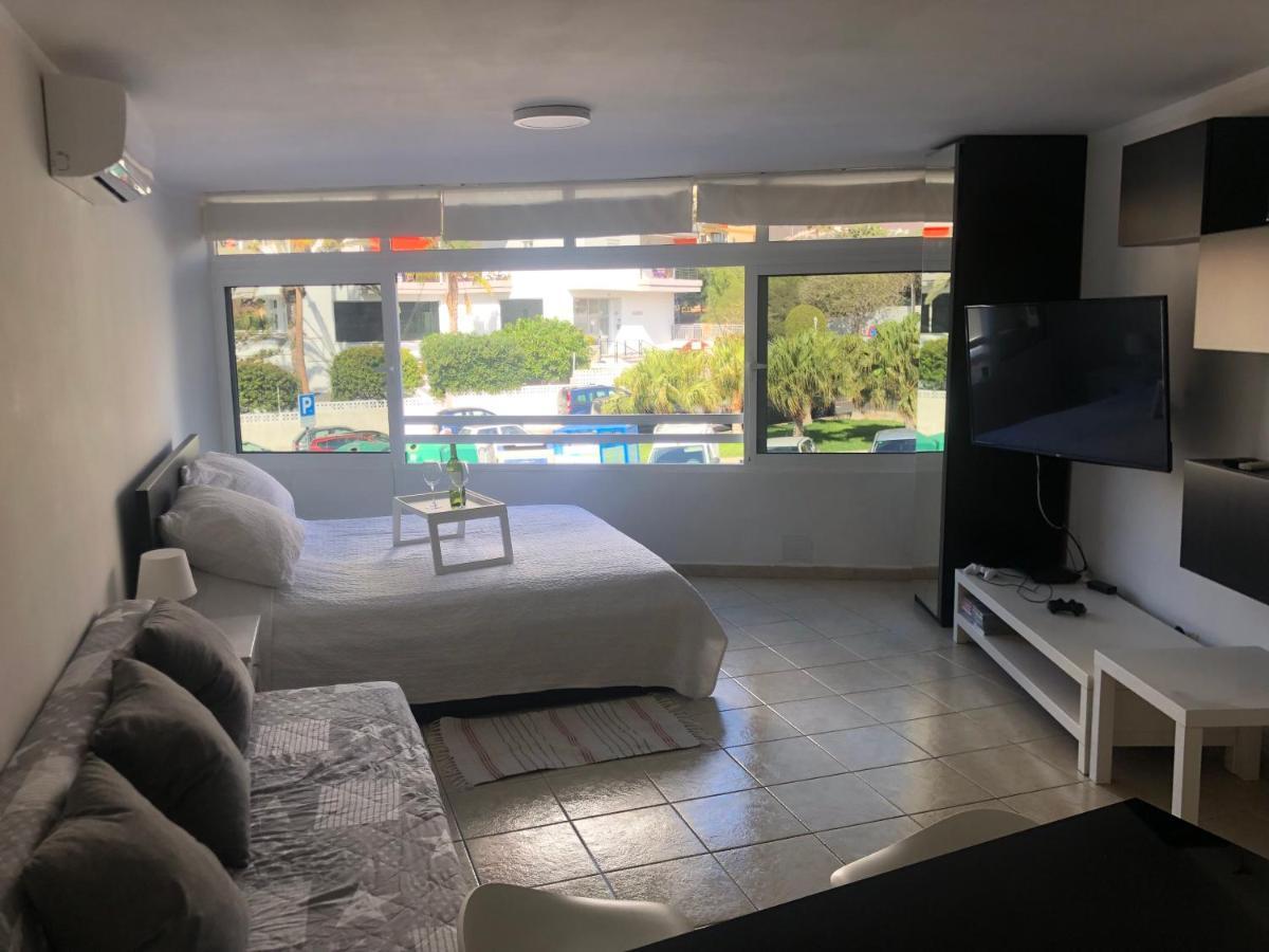 Studio Los Cristianos Beach Екстериор снимка