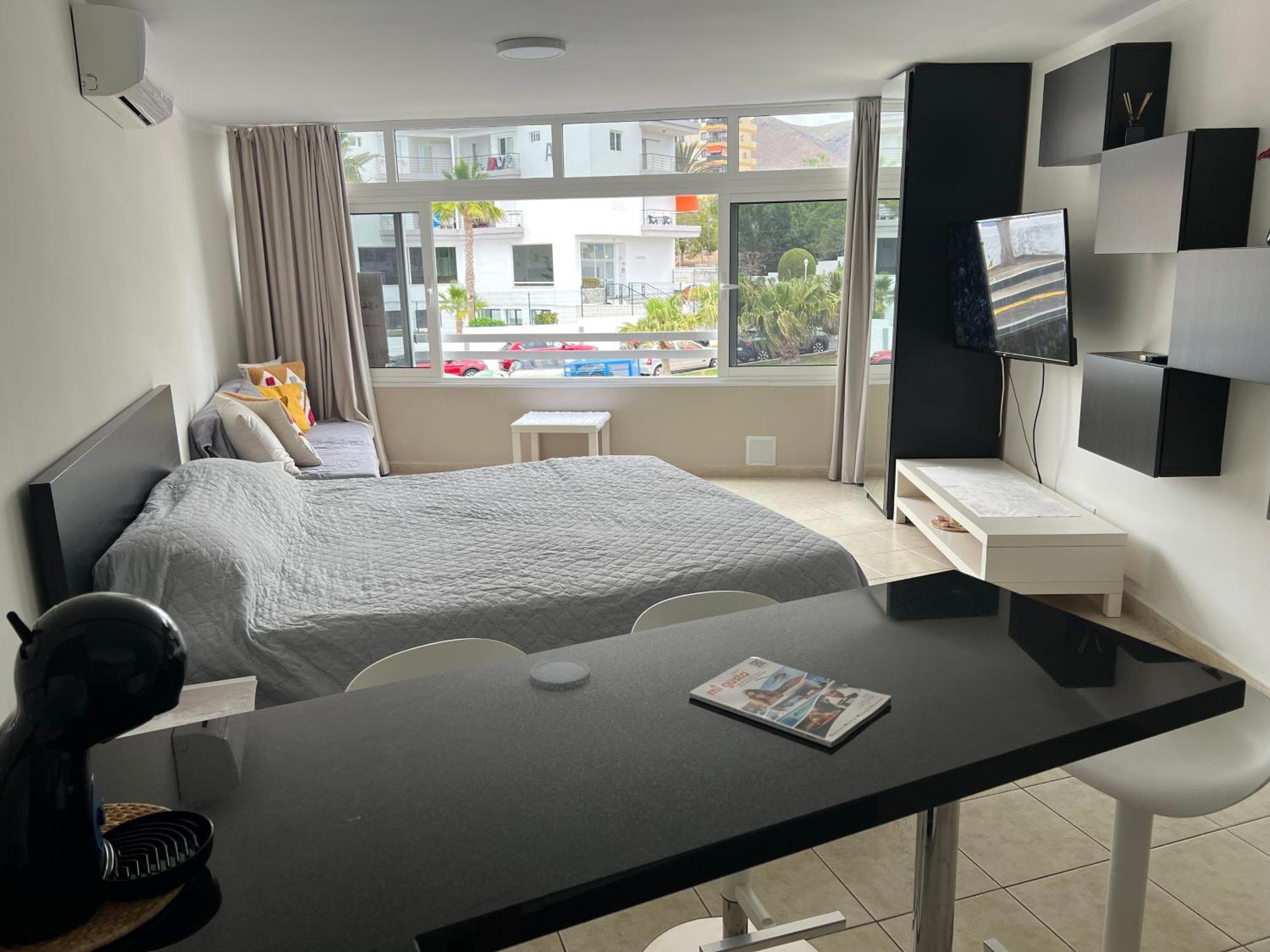 Studio Los Cristianos Beach Екстериор снимка