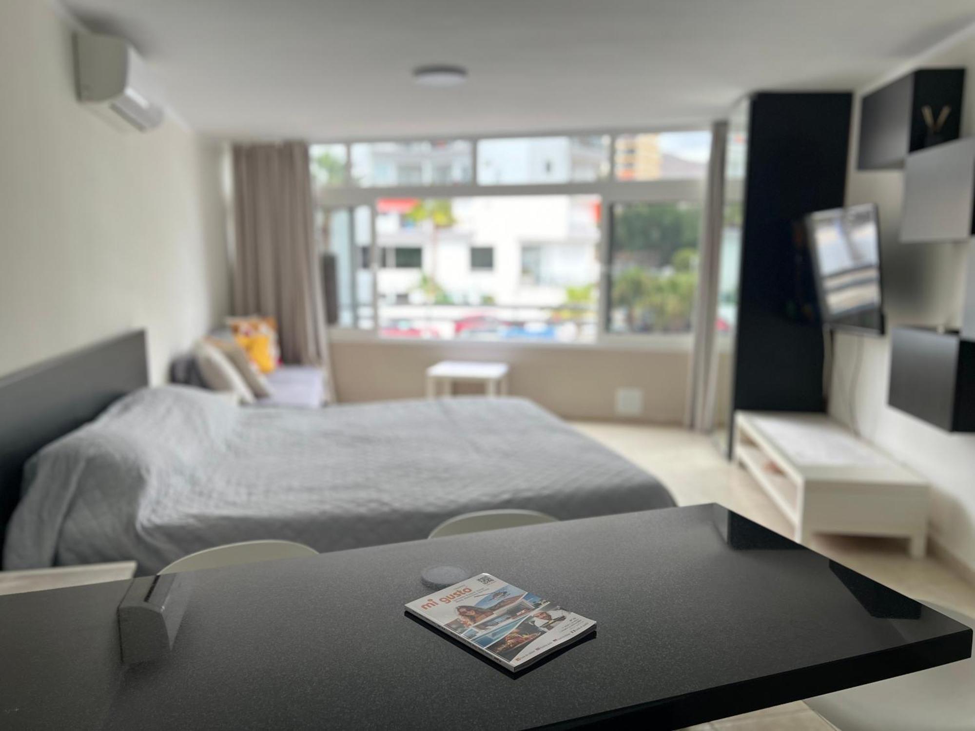 Studio Los Cristianos Beach Екстериор снимка